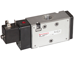 V62 serisi hat içi solenoid valf, G3/8, 3/2, NC, solenoid pilot / havalı yay dönüşlü